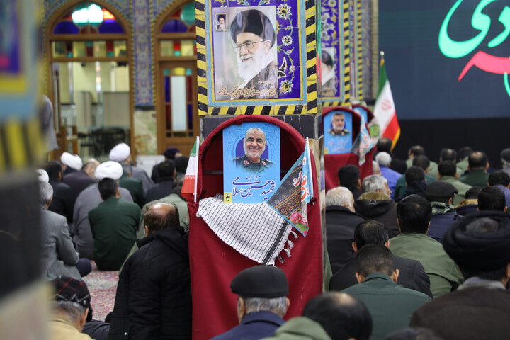 تصاویر/ تجدید میثاق حوزویان و مردم بصیر یزد با ولایت در یوم الله ٩ دی ١۴٠۴