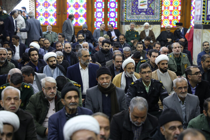 تصاویر/ تجدید میثاق حوزویان و مردم بصیر یزد با ولایت در یوم الله ٩ دی ١۴٠۴