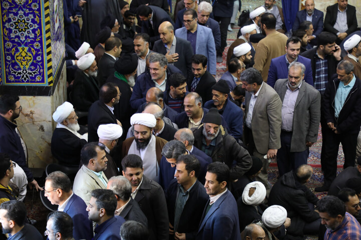 تصاویر/ تجدید میثاق حوزویان و مردم بصیر یزد با ولایت در یوم الله ٩ دی ١۴٠۴