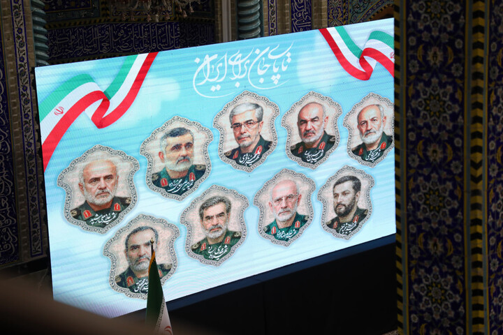 تصاویر/ تجدید میثاق حوزویان و مردم بصیر یزد با ولایت در یوم الله ٩ دی ١۴٠۴