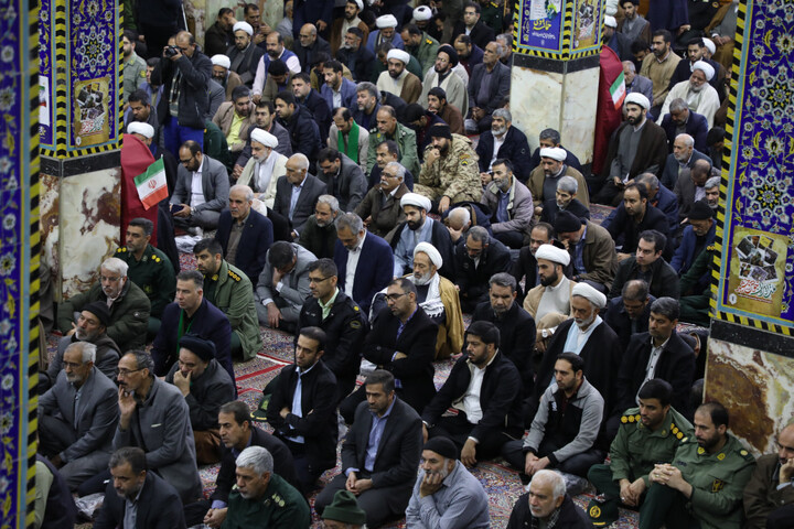 تصاویر/ تجدید میثاق حوزویان و مردم بصیر یزد با ولایت در یوم الله ٩ دی ١۴٠۴