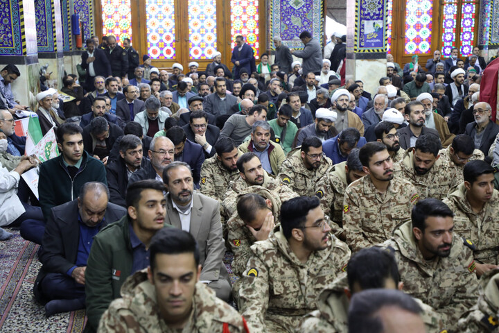 تصاویر/ تجدید میثاق حوزویان و مردم بصیر یزد با ولایت در یوم الله ٩ دی ١۴٠۴