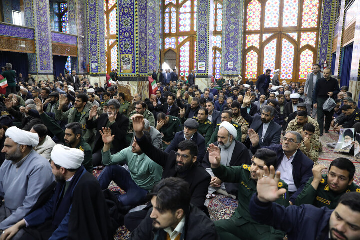 تصاویر/ تجدید میثاق حوزویان و مردم بصیر یزد با ولایت در یوم الله ٩ دی ١۴٠۴