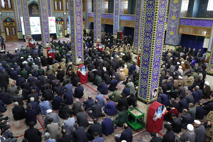 تصاویر/ تجدید میثاق حوزویان و مردم بصیر یزد با ولایت در یوم الله ٩ دی ١۴٠۴