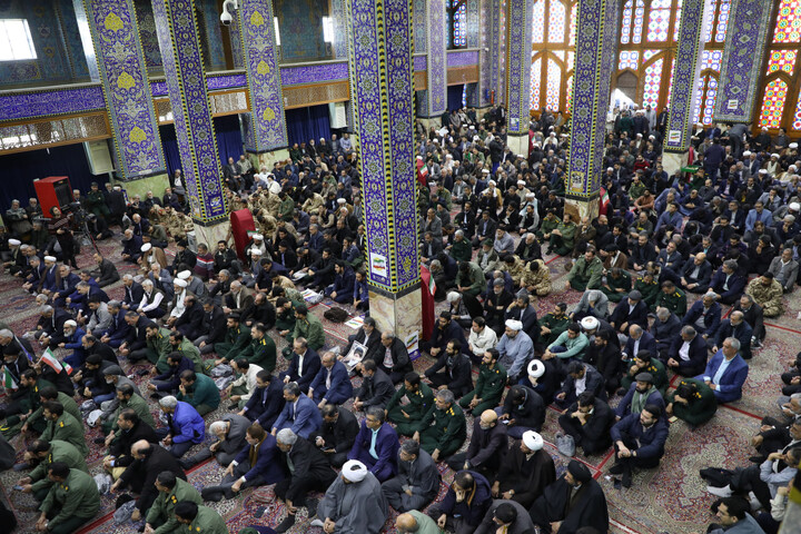 تصاویر/ تجدید میثاق حوزویان و مردم بصیر یزد با ولایت در یوم الله ٩ دی ١۴٠۴