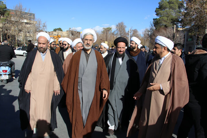 تصاویر / تجمع و راهپیمایی طلاب و روحانیون حوزه علمیه اصفهان  در یوم الله نهم دی 1404