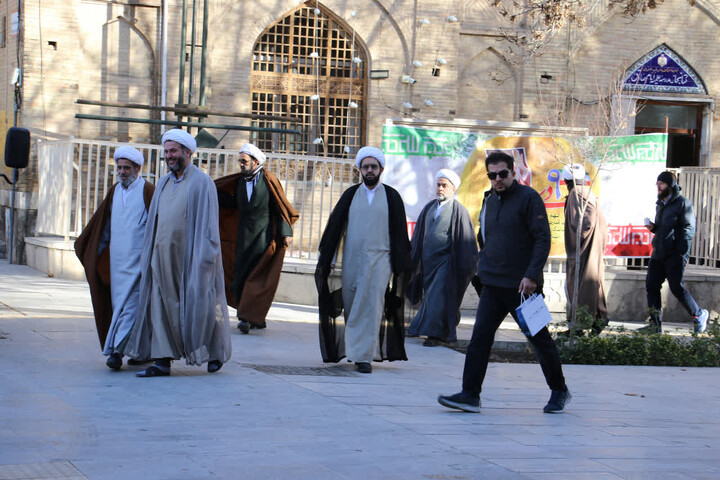 تصاویر / تجمع و راهپیمایی طلاب و روحانیون حوزه علمیه اصفهان  در یوم الله نهم دی 1404