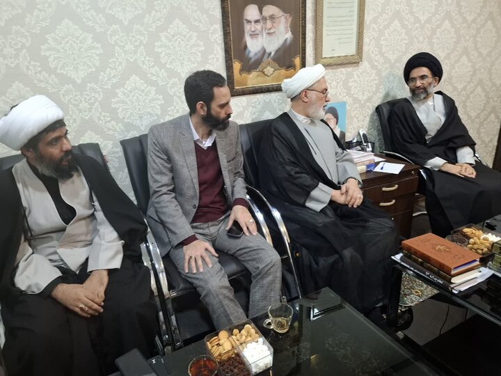 تصاویر/ دیدار معاون وزیرفرهنگ وارشاداسلامی با نماینده ولی فقیه درکاشان