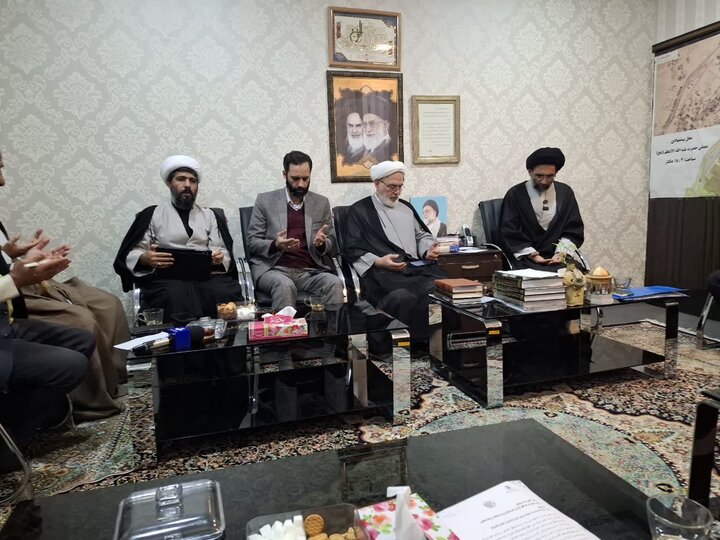 تصاویر/ دیدار معاون وزیرفرهنگ وارشاداسلامی با نماینده ولی فقیه درکاشان
