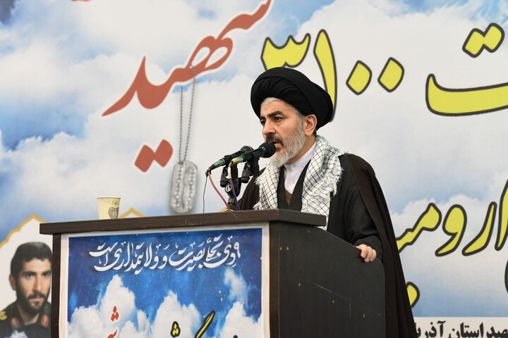 تصاویر/ مراسم گرامیداشت حماسه یوم الله ۹ دی و اجلاسیه بزرگداشت ۳۱۰۰ شهید شهرستان ارومیه