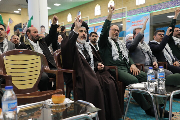 تصاویر/ مراسم گرامیداشت حماسه یوم الله ۹ دی و اجلاسیه بزرگداشت ۳۱۰۰ شهید شهرستان ارومیه