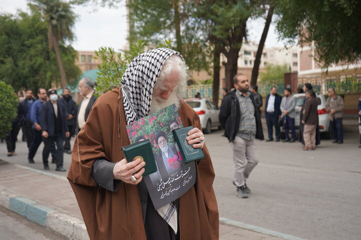 آیین تشییع پیکر آیت الله شفیعی در اهواز