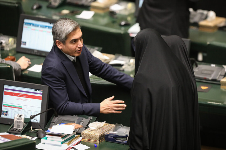 تصاویر/ نشست علنی ۹ دی ماه مجلس شورای اسلامی