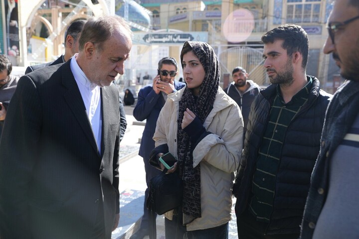 تصاویر/ حضور حاجی بابایی بر سر مزار شهید حاج قاسم سلیمانی