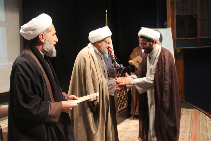 تصاویر / معارفه رئیس جدید سازمان طلاب وروحانیون استان قزوین