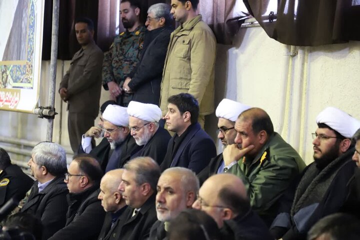 تصاویر/ حماسه آفرین مردم سنندج در یوم الله 9 دی