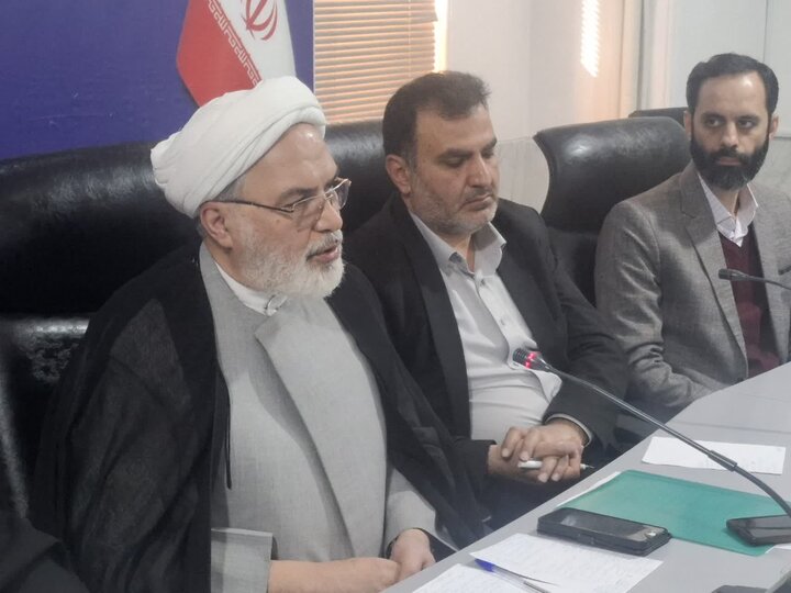 تصاویر/هم اندیشی قرانی مدیران موسسات قرانی با حضور معاون قرآن و عترت وزارات فرهنگ وارشاداسلامی و نماینده ولی فقیه در کاشان