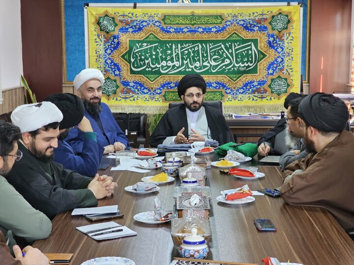 تصاویر/ برگزاری نشست هم‌اندیشی جهاد تبیین در یزد