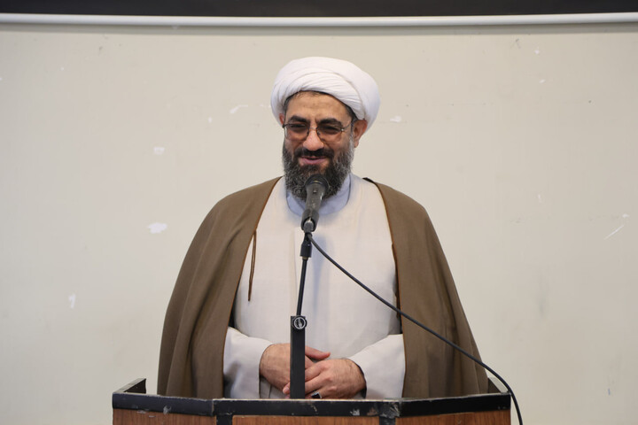 تصاویر / دیدار روحانیون شهرستان نهاوند با نماینده ولی فقیه دراستان همدان