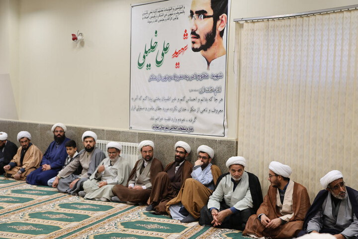 تصاویر / دیدار روحانیون شهرستان نهاوند با نماینده ولی فقیه دراستان همدان