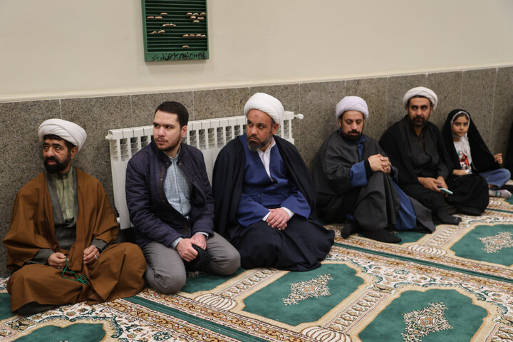 تصاویر / دیدار روحانیون شهرستان نهاوند با نماینده ولی فقیه دراستان همدان