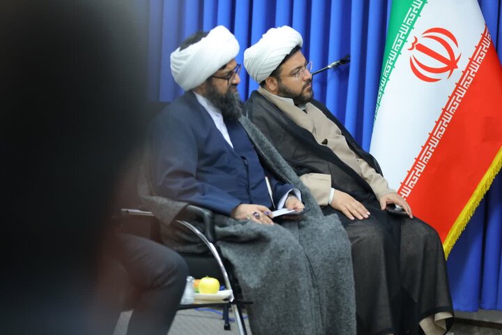 تصاویر/ نشست جهاد فرهنگی در ساوجبلاغ