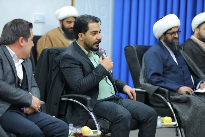 تصاویر/ نشست جهاد فرهنگی در ساوجبلاغ