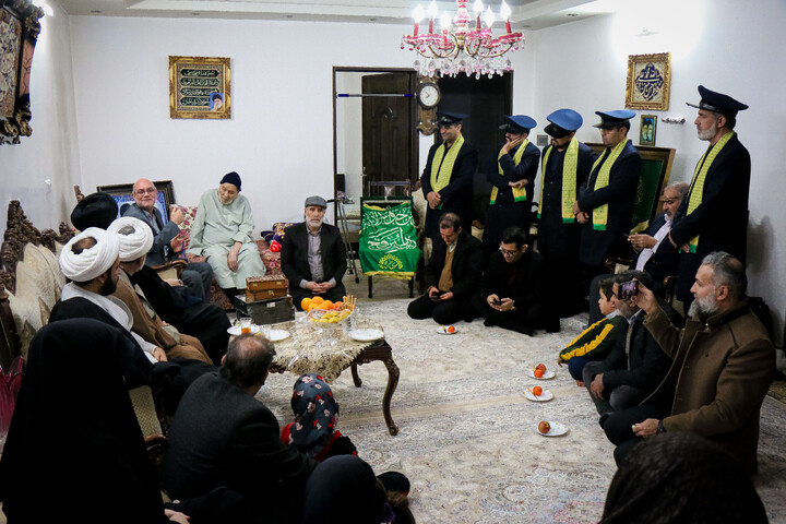 تصاویر/ تکریم اهالی رسانه‌ خبر از خانواده شهیدان محرابیان