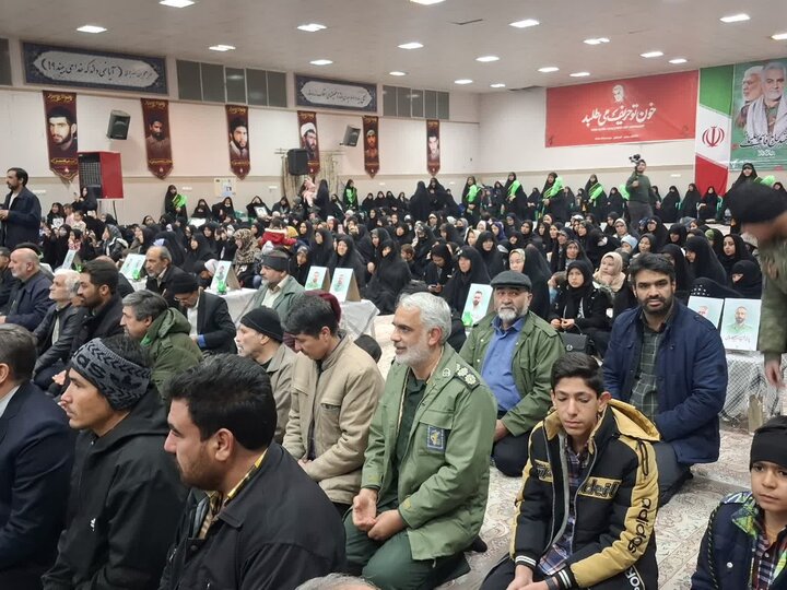 تصاویر/ یادواره فرزندان فاطمه و سالگردشهادت حاج قاسم سلیمانی در کاشان