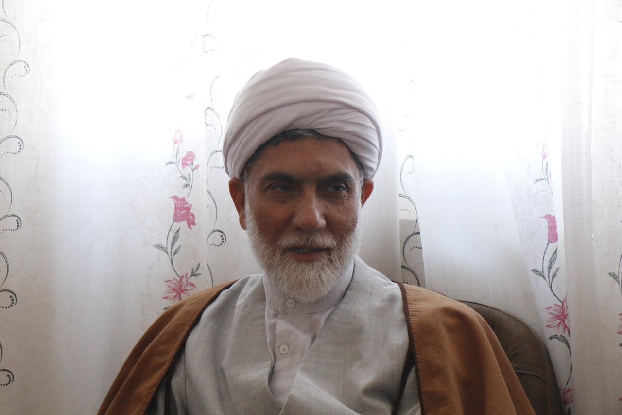 حضور معاون تبلیغ حوزه علمیه استان کرمان در مدرسه متوسطه اول دخترانه شهدای سیدآباد نرماشیر