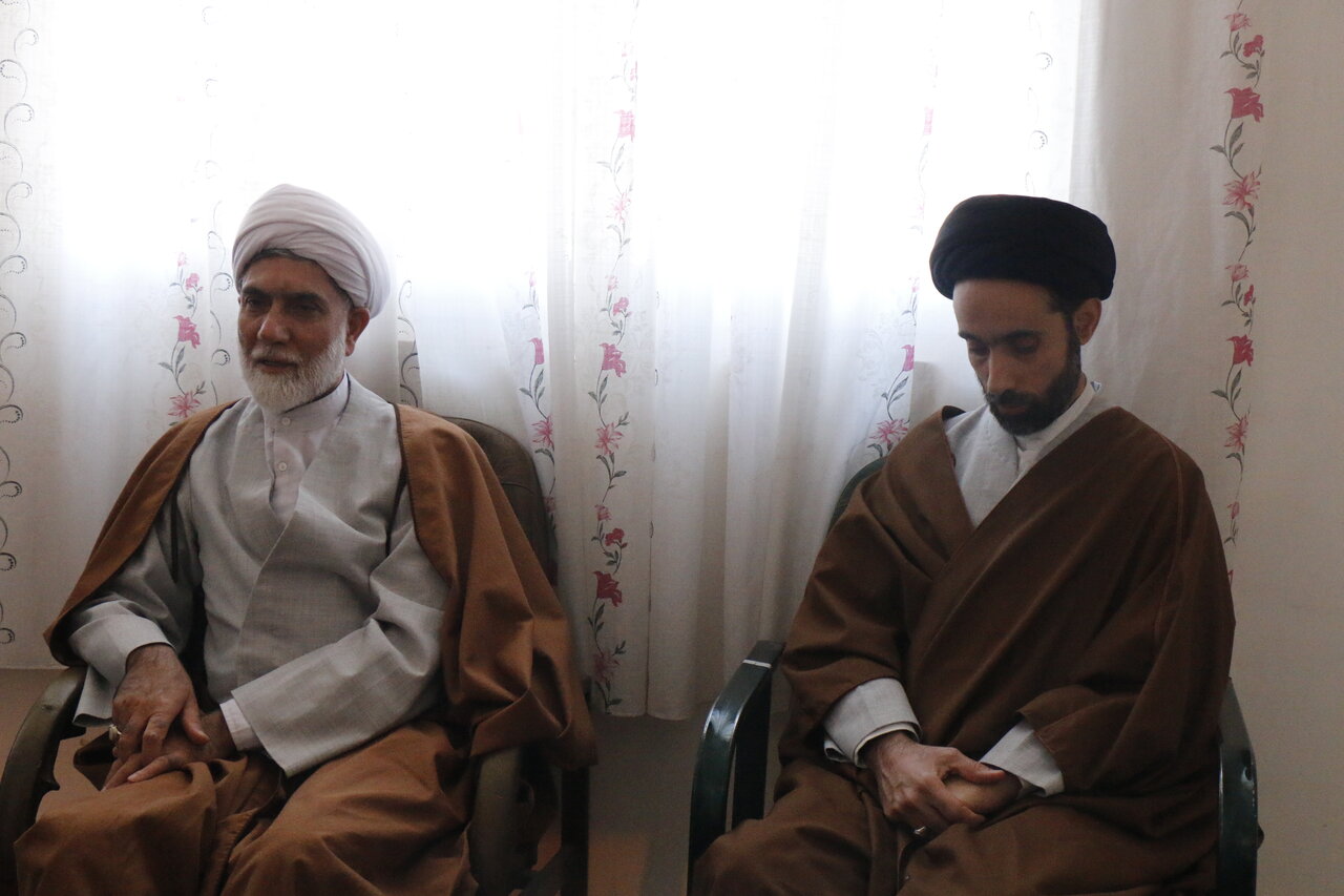 حضور معاون تبلیغ حوزه علمیه استان کرمان در مدرسه متوسطه اول دخترانه شهدای سیدآباد نرماشیر