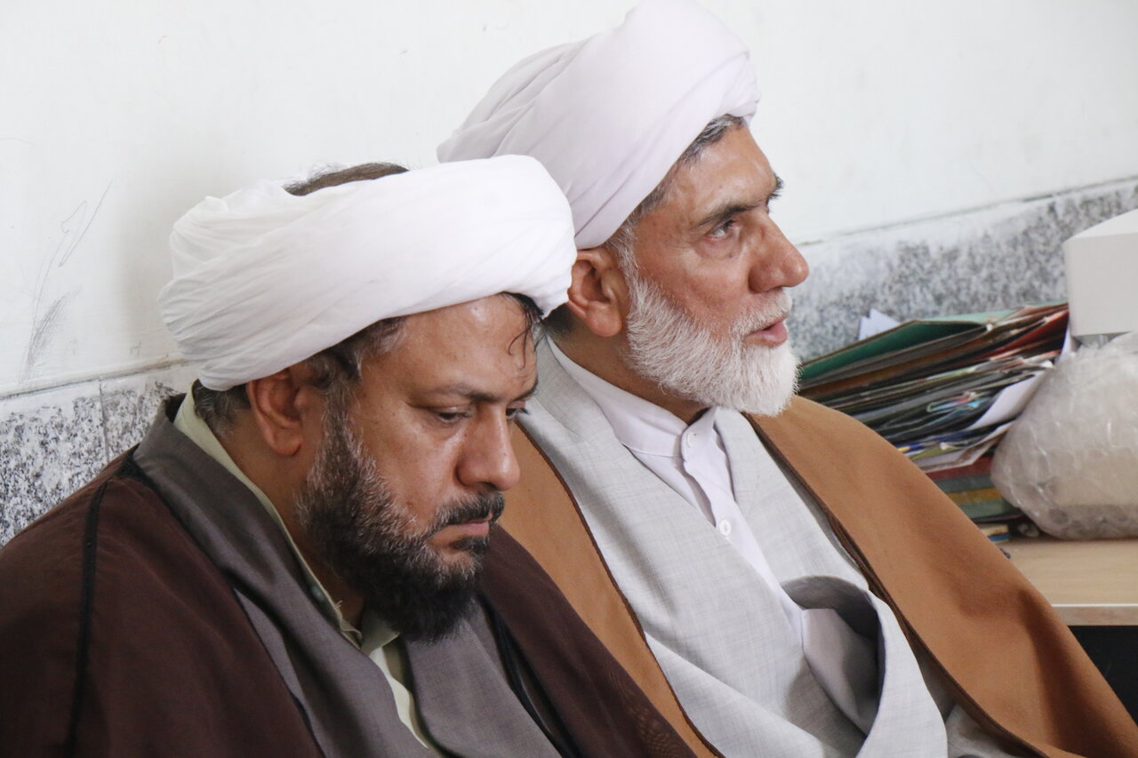 حضور معاون تبلیغ حوزه علمیه استان کرمان در دبستان پسرانه شهدای رستم‌آباد نرماشیر