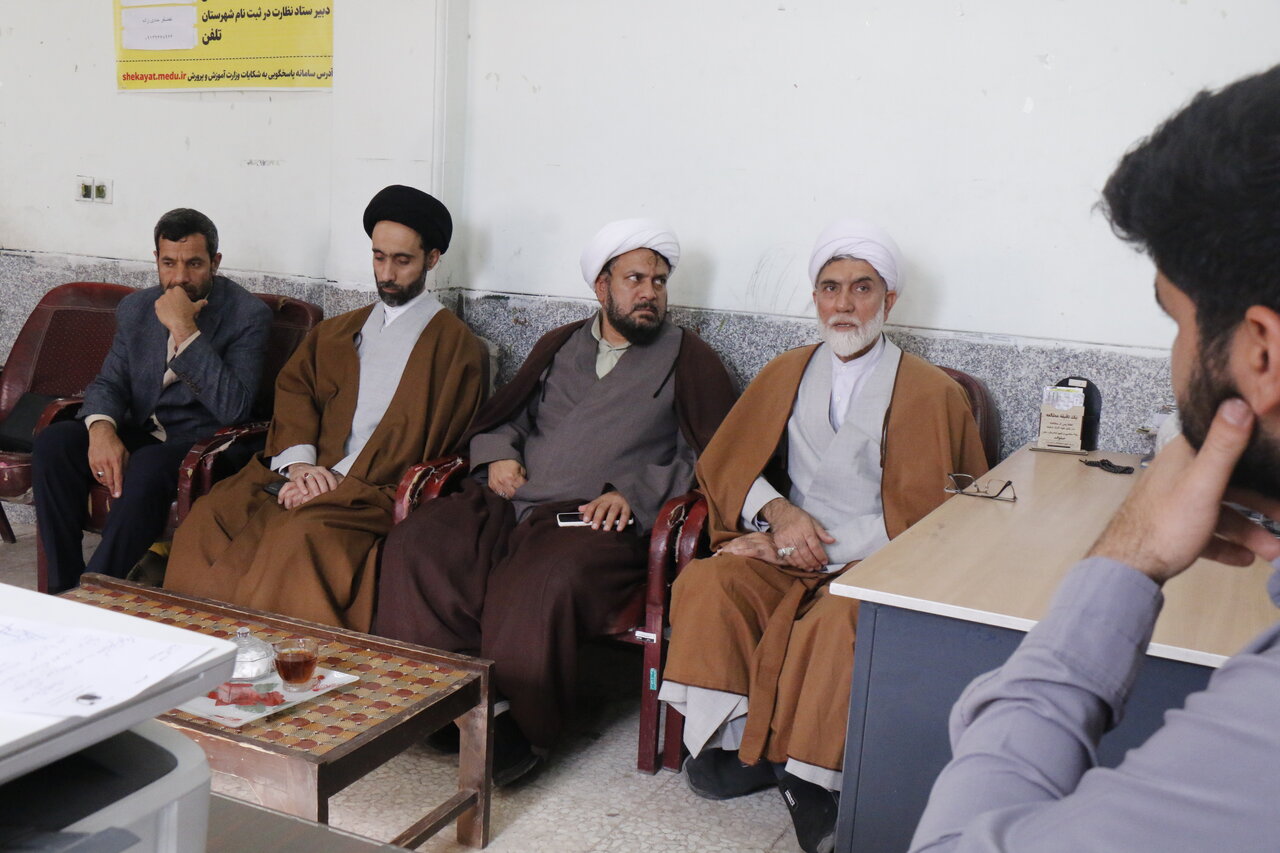 حضور معاون تبلیغ حوزه علمیه استان کرمان در دبستان پسرانه شهدای رستم‌آباد نرماشیر