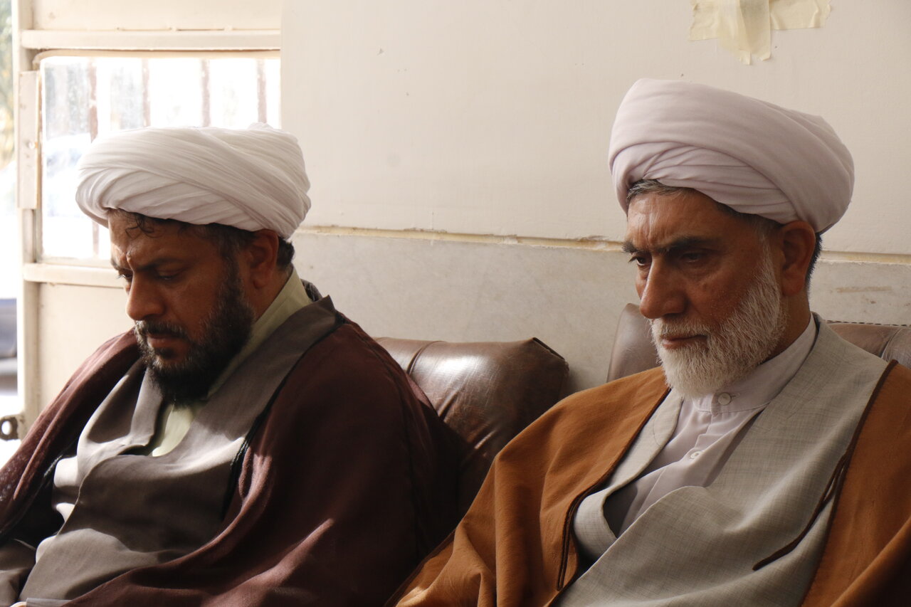 دیدار معاون تبلیغ حوزه علمیه استان کرمان با کادر مدارس دخترانه شهدای غدیر و ۲۲ بهمن نرماشیر