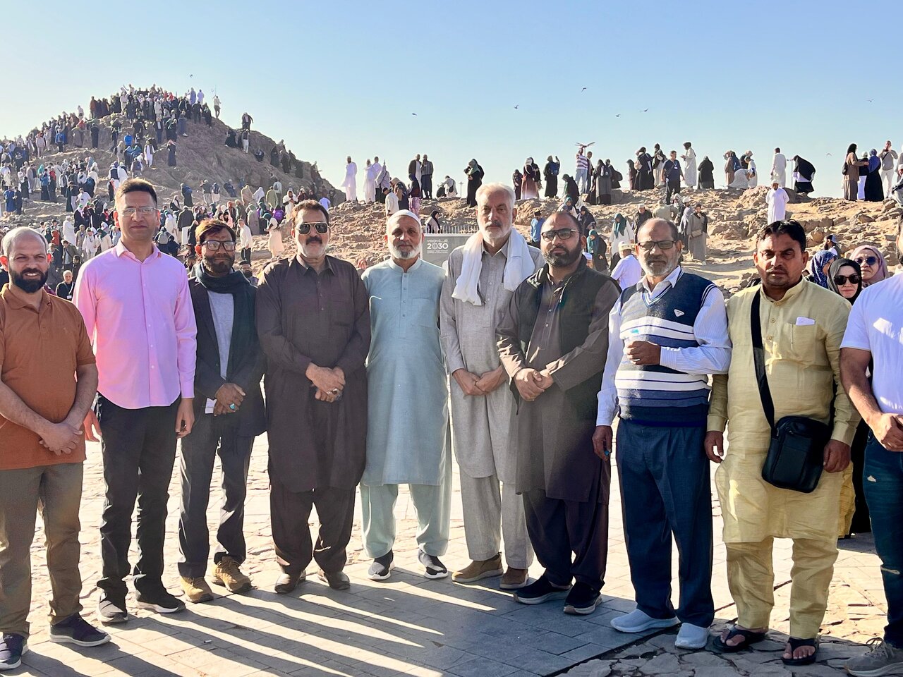 مظفرآباد سے عمرۂ رجبیہ کا خوش نصیب وفد مدینہ منورہ پہنچ گیا