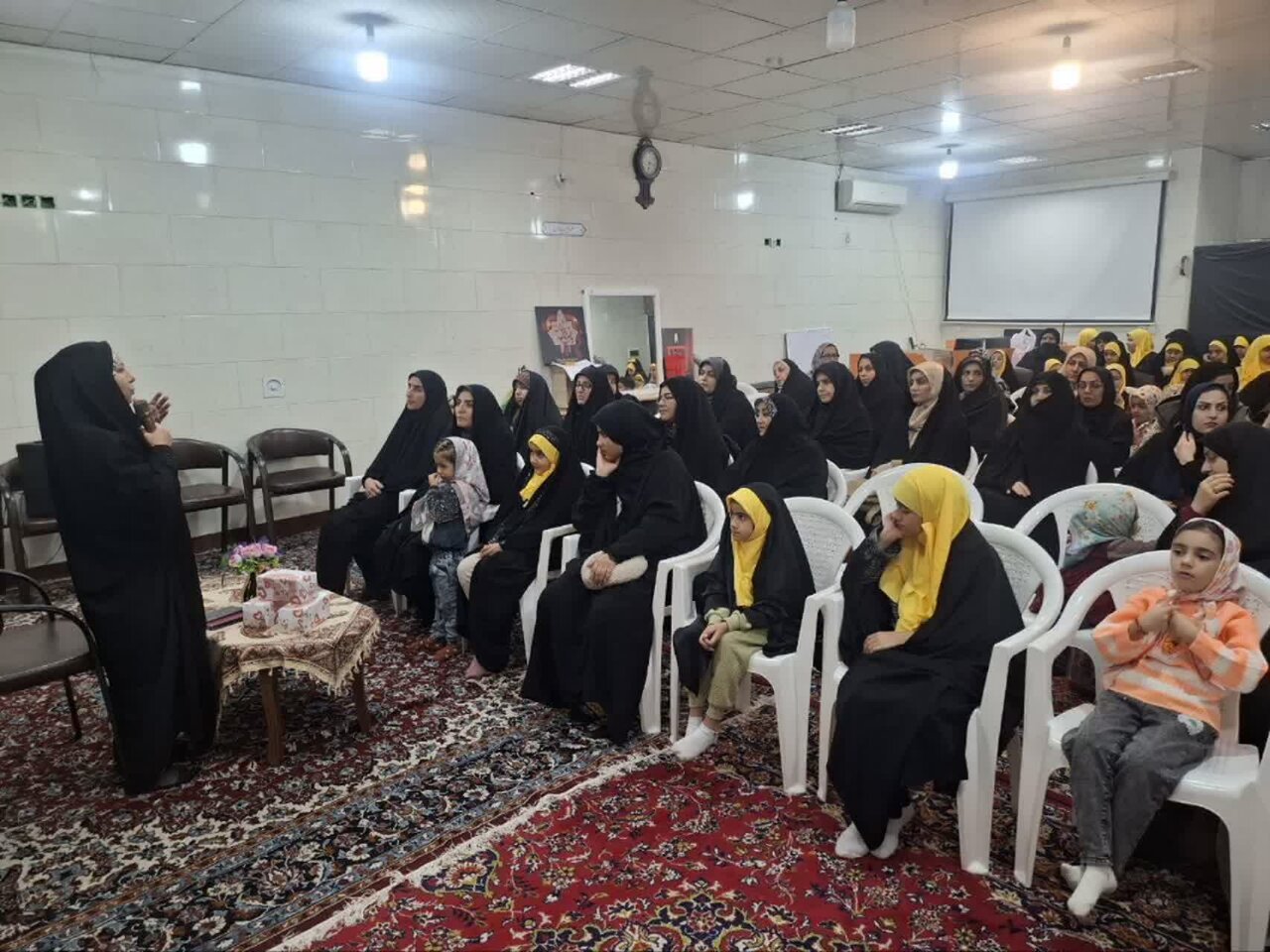 نخستین جلسه کارگاه «هنر همسرداری» در آران و بیدگل برگزار شد