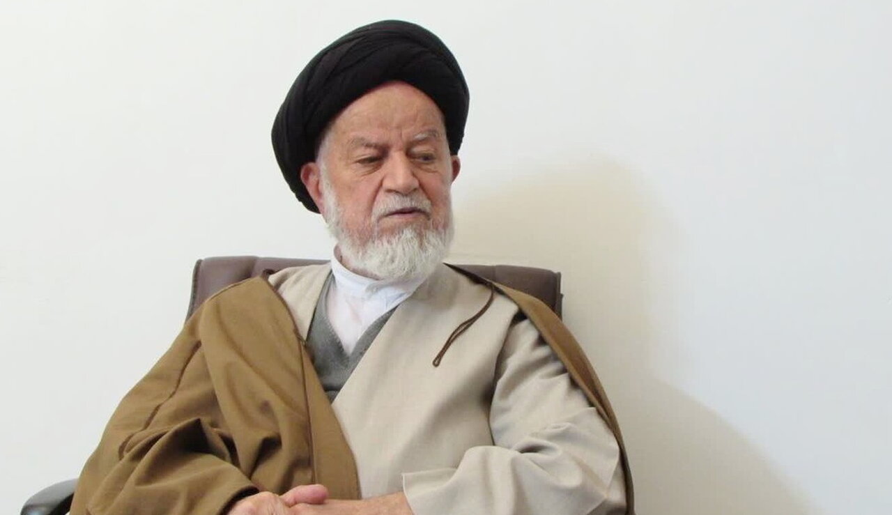 عدم حضور آیت‌الله شاهچراغی در مراسم نیایش شاهنشاهی + سند