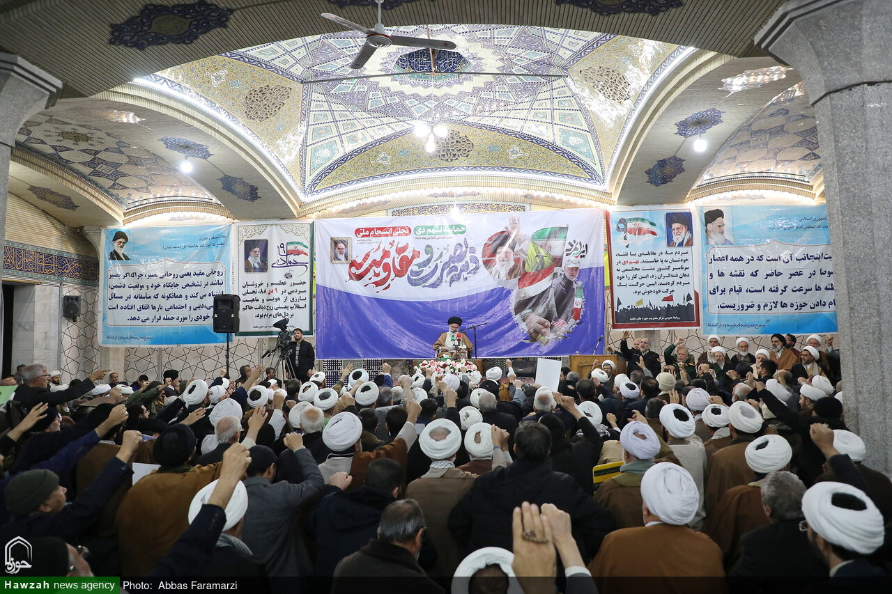 مردم حساب عملکرد برخی مسئولان را از انقلاب و نظام جدا کنند / هشدار نسبت به سوءاستفاده دشمن از نارضایتی‌ها