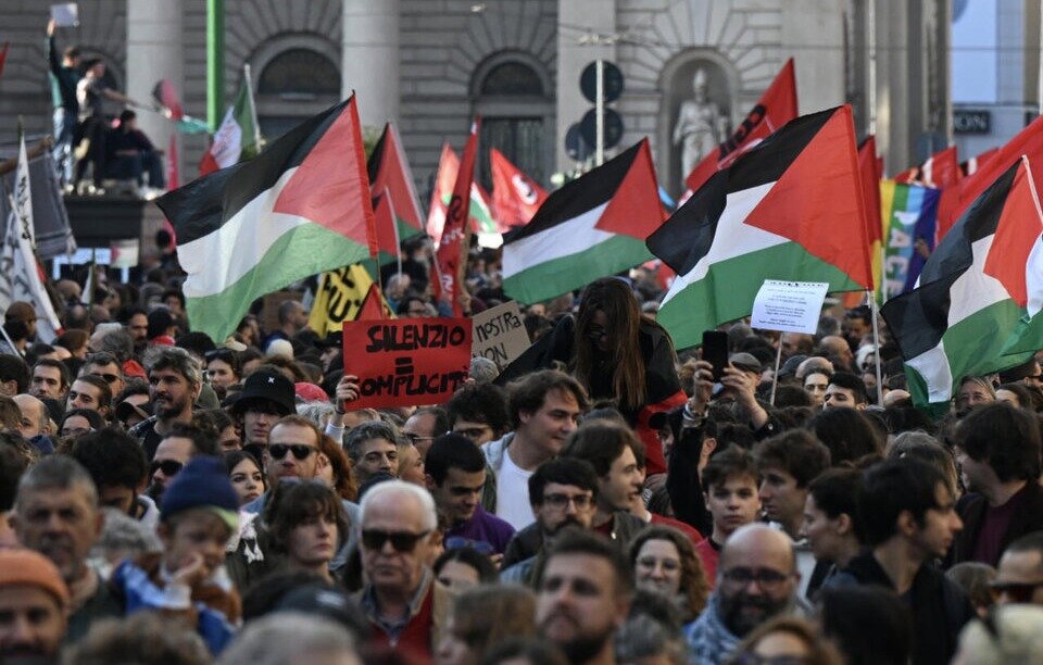 Warga Italia Gelar Aksi Dukung Palestina