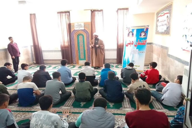 سیره اجتماعی ائمه(ع) راهنمای تعاملات امروز نسل نوجوان باشد