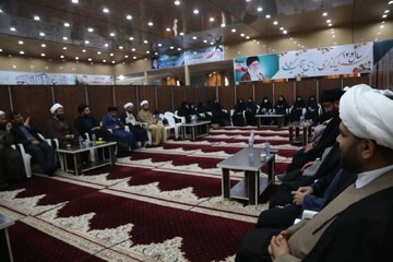 روحانیون طرح امین افسران جهاد تبیین در مدارس‌ هستند