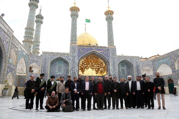 تصاویر/ بازدید ویژه خبرنگاران از آستان مقدس حضرت فاطمه معصومه (سلام‌الله‌علیها)