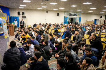 تصاویر/ جشن خانوادگی ولادت باسعادت امام جواد(ع) و امیرالمومنین (ع) و گرامیداشت روز پدر در دبیرستان متوسطه اول توحید