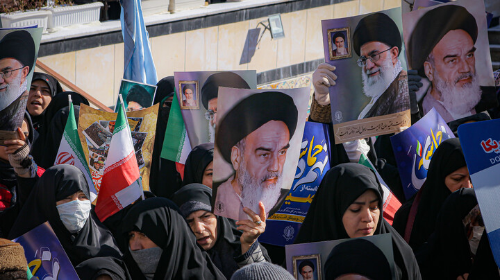 تصاویر/برگزاری مراسم روز بصیرت و میثاق امت با ولایت در آستان مقدس امامزاده عبدالله همدان