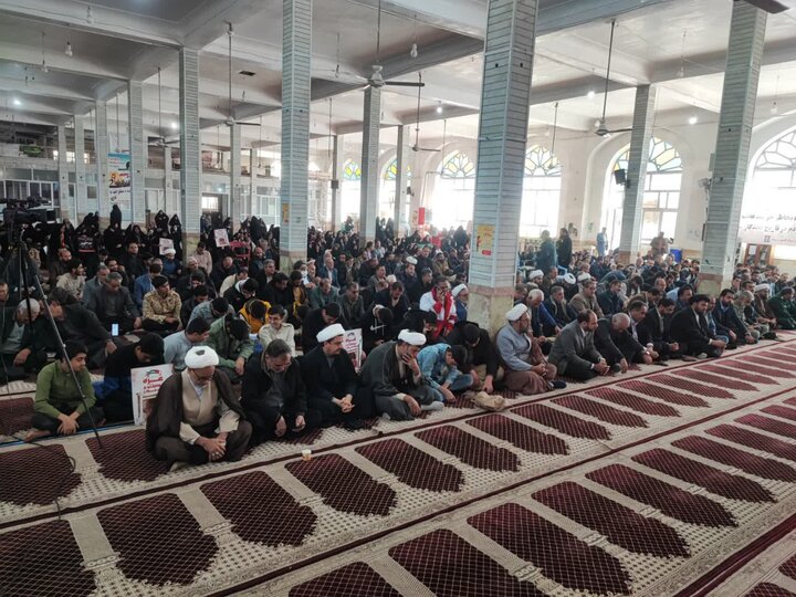 سخنرانی حجت‌الاسلام شجاعی امام جمعه شهرستان زرند در مراسم گرامیداشت یوم‌الله ۹ دی در مسجد جامع این شهرستان