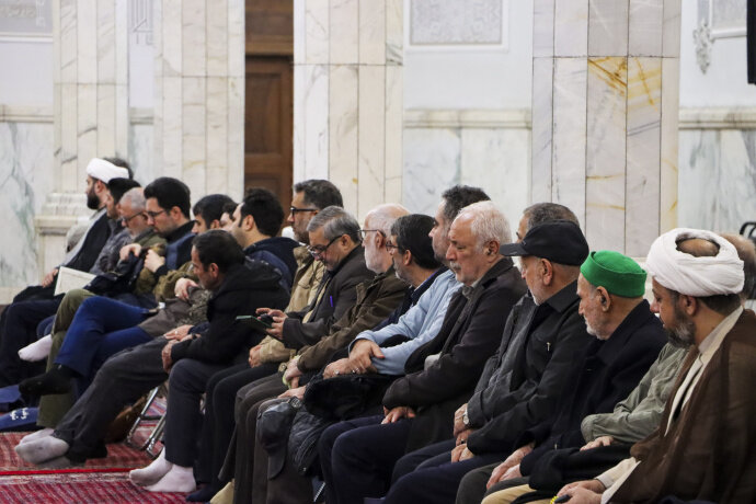 تصاویر/ درس اخلاق حجت الاسلام والمسلمین یزدان پناه در مسجد شهید مطهری