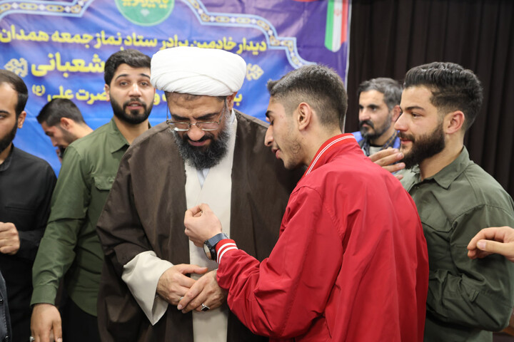 تصاویر / دیدار خادمین برادر ستاد نماز جمعه همدان با نماینده ولی فقیه در استان