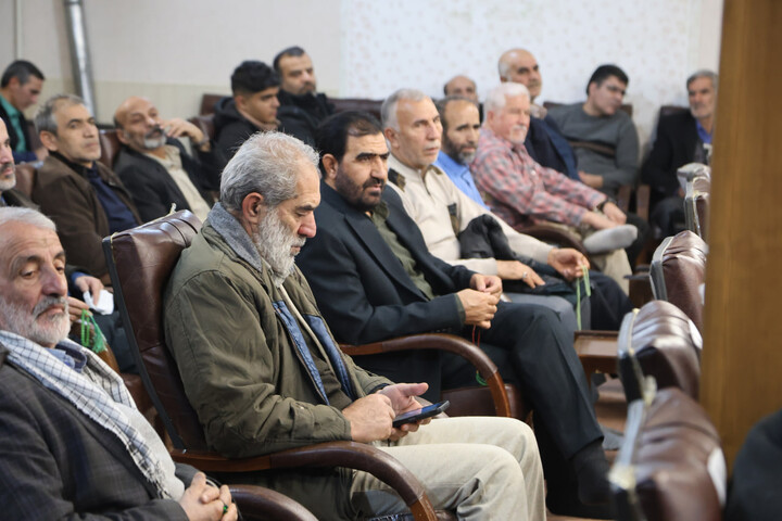 تصاویر / دیدار خادمین برادر ستاد نماز جمعه همدان با نماینده ولی فقیه در استان