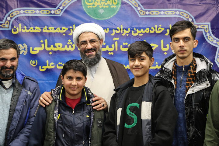 تصاویر / دیدار خادمین برادر ستاد نماز جمعه همدان با نماینده ولی فقیه در استان