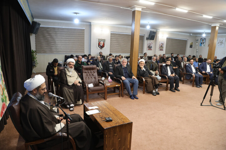 تصاویر / دیدار خادمین برادر ستاد نماز جمعه همدان با نماینده ولی فقیه در استان